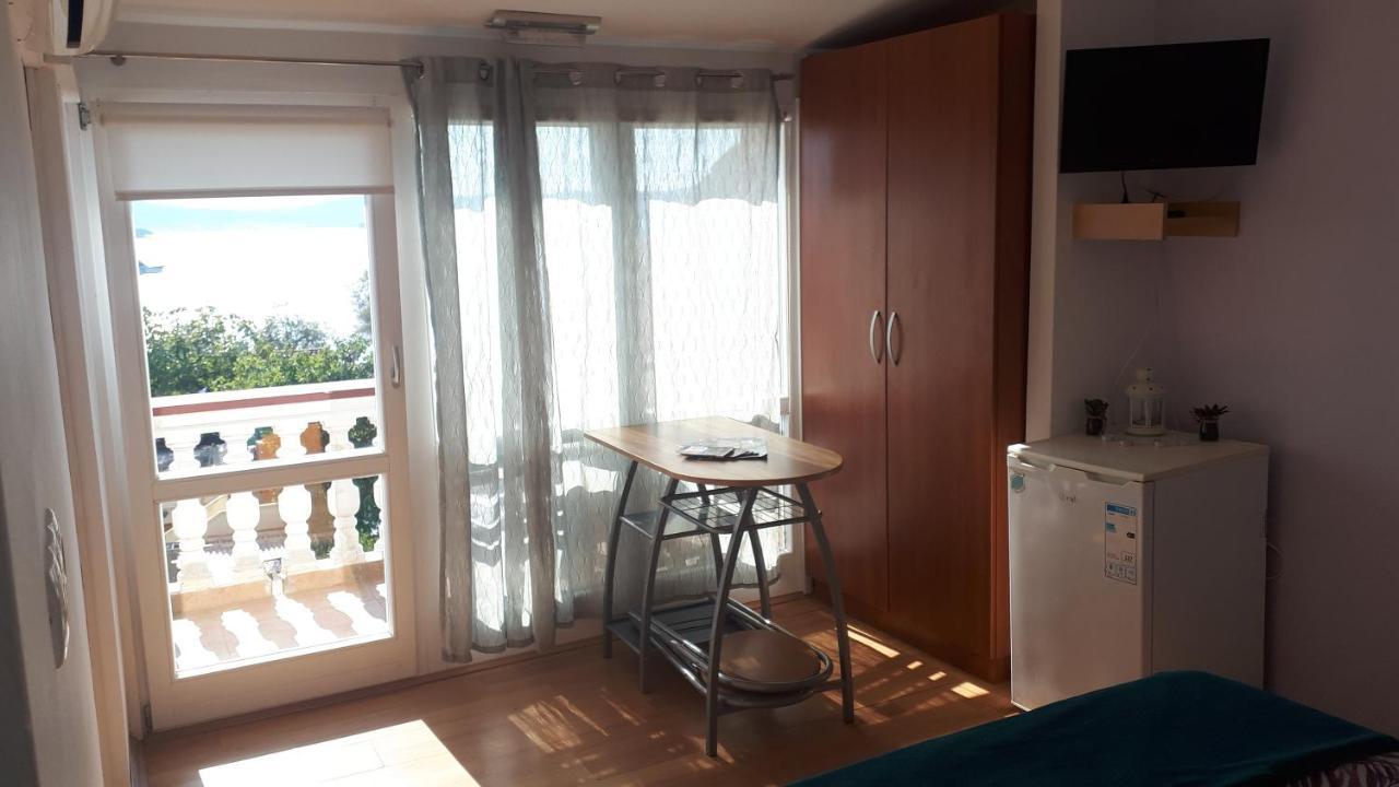 Hotel Sobe Rolo Uz More Biograd Na Moru Exteriér fotografie